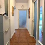 Seaside Luxury דירה